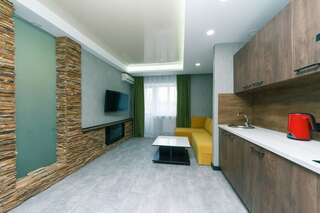 Апартаменты Hotrent Pechersk Lesy 20/22 Киев Люкс с кроватью размера "king-size" и джакузи-6